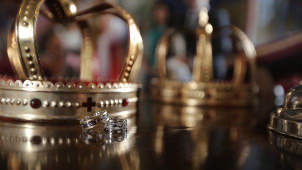 Crown - Sputnik International