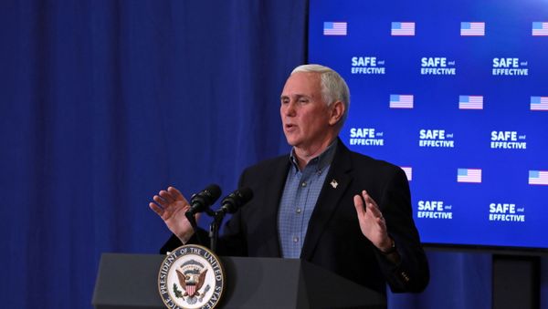 U.S. Vice President Mike Pence speaks after receiving the coronavirus disease (COVID-19) vaccine at the White House in Washington, U.S., December 18, 2020. - Sputnik International