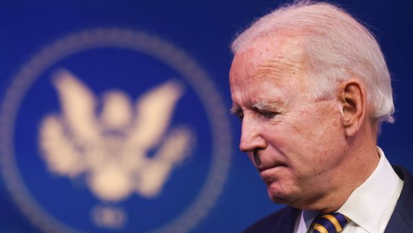 U.S. President-elect Joe Biden attends a briefing to deliver remarks on the U.S. response to the coronavirus disease (COVID-19) outbreak, at his transition headquarters in Wilmington, Delaware, U.S., December 29, 2020. - Sputnik International