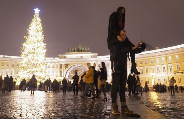 World Celebrates New Year Amid COVID-19 Restrictions World Celebrates New Year Amid COVID-19 Restrictions - Sputnik International