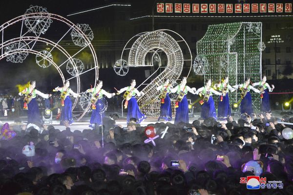 World Celebrates New Year Amid COVID-19 Restrictions World Celebrates New Year Amid COVID-19 Restrictions - Sputnik International