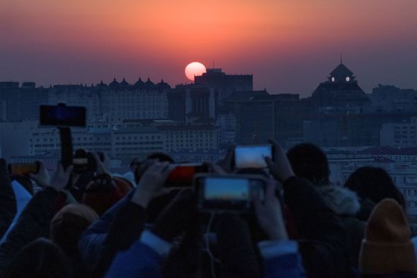 World Celebrates New Year Amid COVID-19 Restrictions World Celebrates New Year Amid COVID-19 Restrictions - Sputnik International