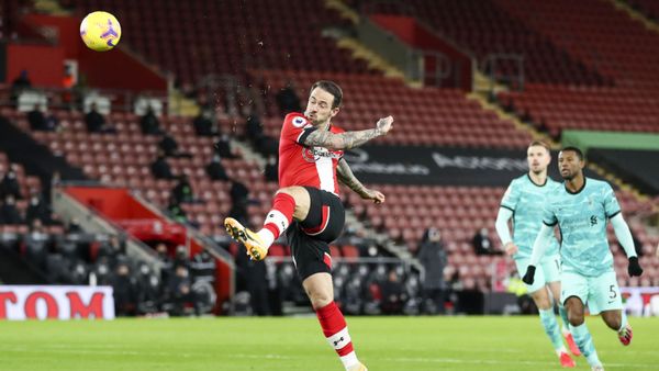 Southampton's Danny Ings scores his team's first goal during the English Premier League soccer match between Southampton and Liverpool at St Mary's Stadium, Southampton, England, Monday, Jan. 4, 2021 Southampton's Danny Ings scores his team's first goal during the English Premier League soccer match between Southampton and Liverpool at St Mary's Stadium, Southampton, England, Monday, Jan. 4, 2021 - Sputnik International