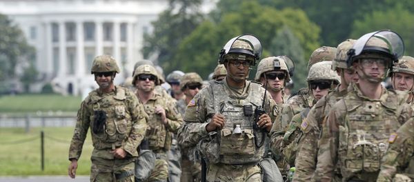 WASHINGTON, DC - JUNE 06: National Guard members deploy near the White House as peaceful protests are scheduled against police brutality and the death of George Floyd, on June 6, 2020 in Washington, DC. People are expected to descend on Washington to participate in peaceful protests in the wake of the death of George Floyd, a black man who was killed in police custody in Minneapolis on May 25. WASHINGTON, DC - JUNE 06: National Guard members deploy near the White House as peaceful protests are scheduled against police brutality and the death of George Floyd, on June 6, 2020 in Washington, DC. People are expected to descend on Washington to participate in peaceful protests in the wake of the death of George Floyd, a black man who was killed in police custody in Minneapolis on May 25. - Sputnik International