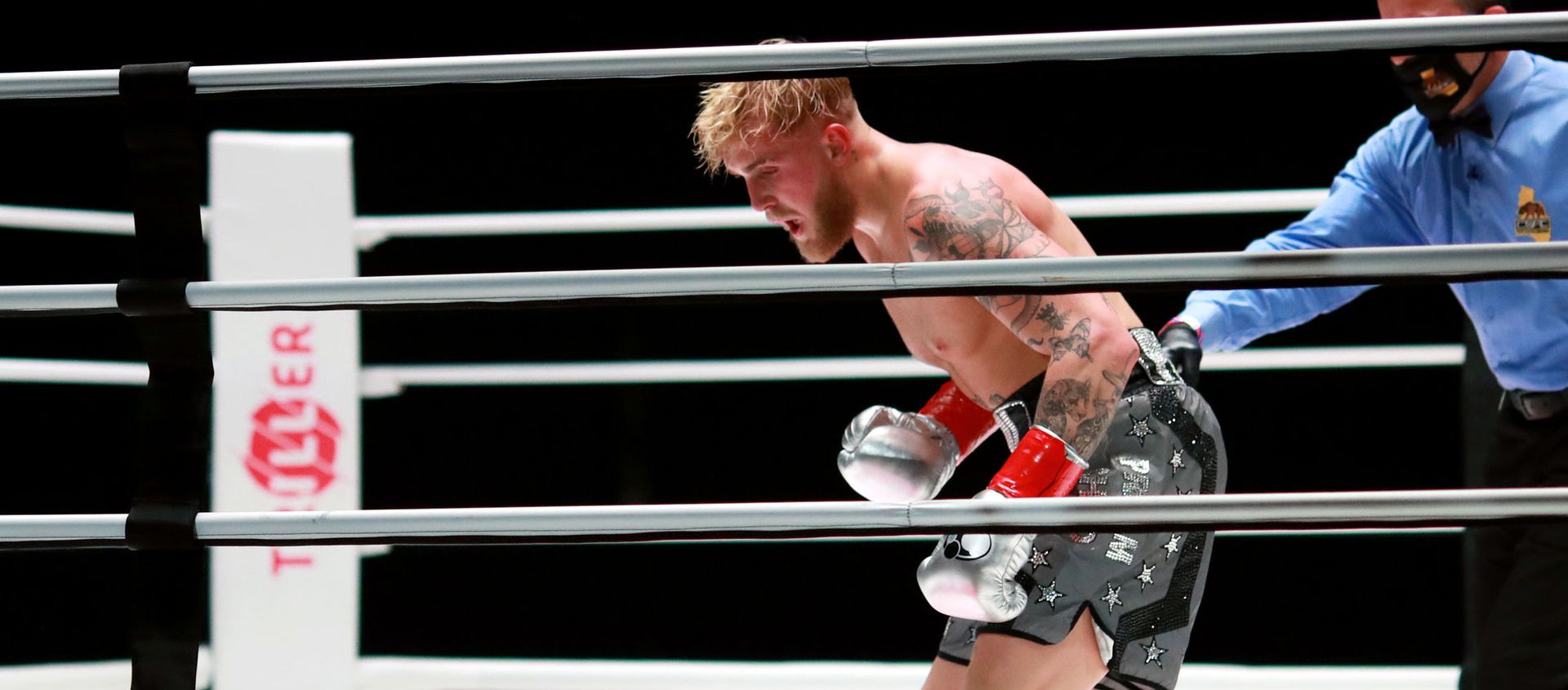 Jake Paul reacts over his knockout victory against Nate Robinson in the second round during Mike Tyson vs Roy Jones Jr. presented by Triller at Staples Center on November 28, 2020 in Los Angeles, California. Jake Paul reacts over his knockout victory against Nate Robinson in the second round during Mike Tyson vs Roy Jones Jr. presented by Triller at Staples Center on November 28, 2020 in Los Angeles, California. - Sputnik International, 1920, 05.01.2021