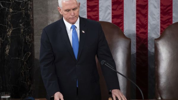Vice President Mike Pence officiates as a joint session of the House and Senate convenes to confirm the Electoral College votes cast in November's election, at the Capitol in Washington, Wednesday, Jan. 6, 2021 Vice President Mike Pence officiates as a joint session of the House and Senate convenes to confirm the Electoral College votes cast in November's election, at the Capitol in Washington, Wednesday, Jan. 6, 2021 - Sputnik International