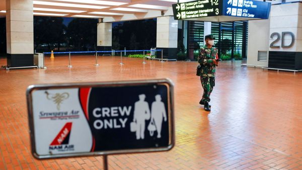 An Indonesian soldier walks at Soekarno-Hatta International Airport after Sriwijaya Air plane flight SJ182 with more than 50 people on board lost contact after taking off, according to local media, in Tangerang, near Jakarta, Indonesia, January 9, 2021. An Indonesian soldier walks at Soekarno-Hatta International Airport after Sriwijaya Air plane flight SJ182 with more than 50 people on board lost contact after taking off, according to local media, in Tangerang, near Jakarta, Indonesia, January 9, 2021. - Sputnik International