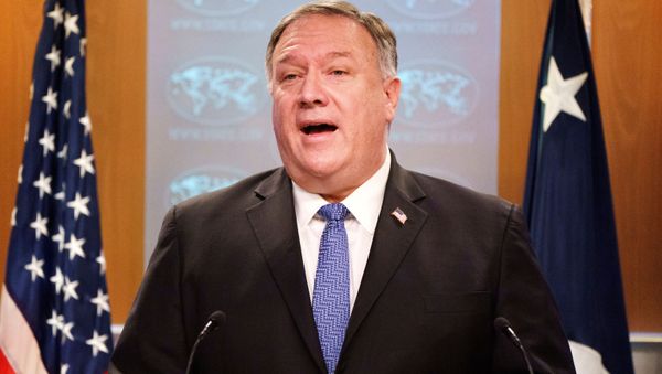 U.S. Secretary of State Mike Pompeo speaks during a briefing to the media at the State Department in Washington, U.S., November 10, 2020. - Sputnik International