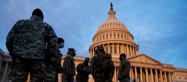 National Guard arrive at the U.S. Capitol at sunrise in Washington National Guard arrive at the U.S. Capitol at sunrise in Washington - Sputnik International