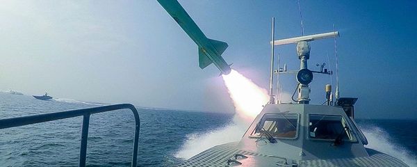 In this photo released Tuesday, July 28, 2020, by Sepahnews, a Revolutionary Guard's speed boat fires a missile during a military exercise In this photo released Tuesday, July 28, 2020, by Sepahnews, a Revolutionary Guard's speed boat fires a missile during a military exercise - Sputnik International