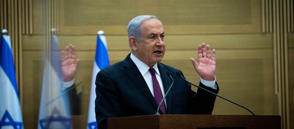 Israeli Prime Minister Benjamin Netanyahu delivers a statement to his Likud party MKs (members of Knesset), at the Likud centre in the Knesset in Jerusalem on December 2, 2020. - Sputnik International