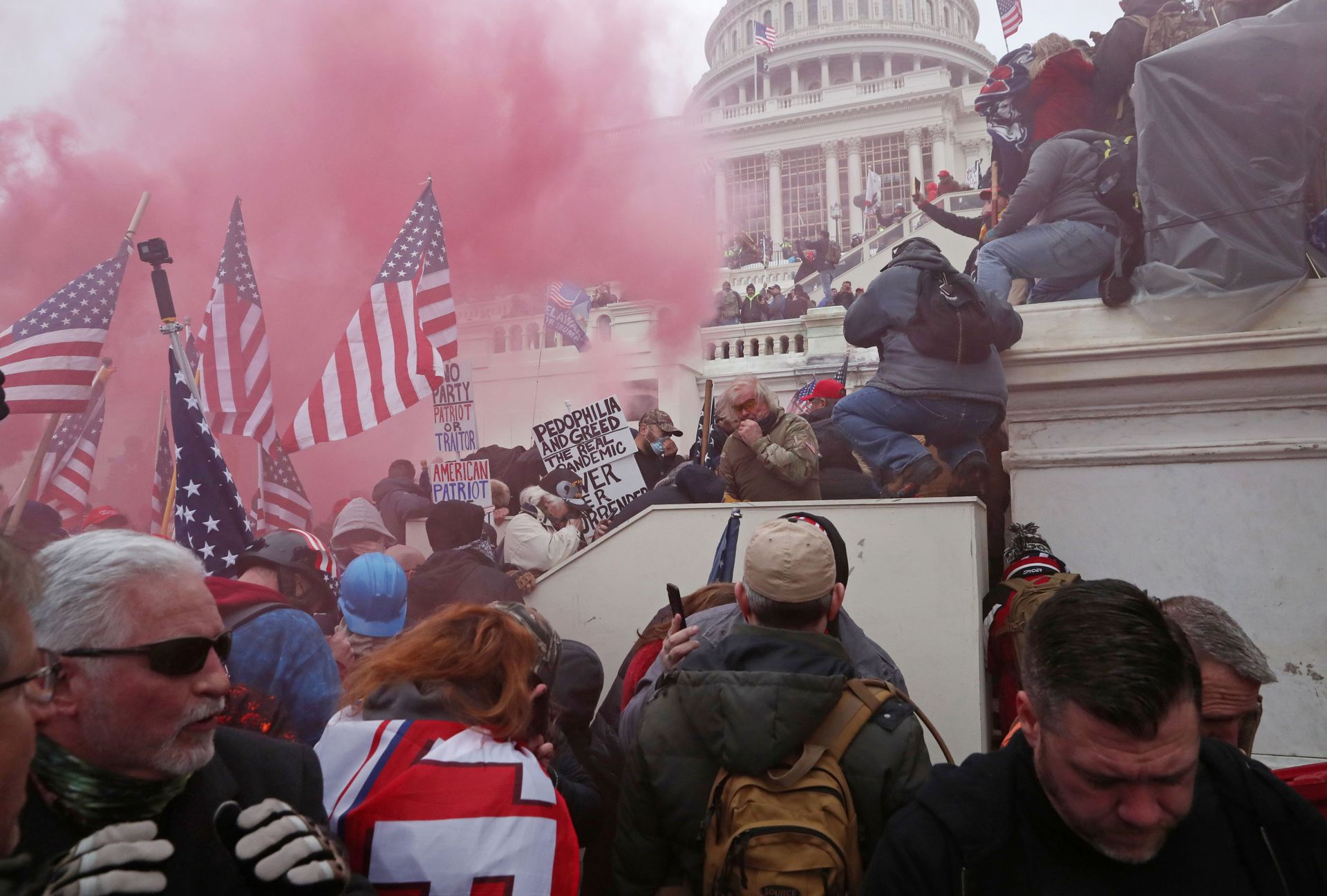 Ex-US Capitol Police Chief: 'Entire Intel Community Seems to Have Missed' Preparations for Riot Ex-US Capitol Police Chief: 'Entire Intel Community Seems to Have Missed' Preparations for Riot - Sputnik International, 1920, 06.02.2021