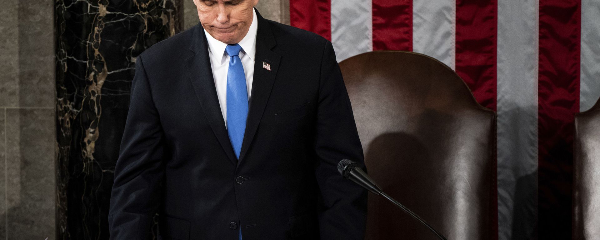 Vice President Mike Pence officiates as a joint session of the House and Senate convenes to confirm the Electoral College votes cast in November's election, at the Capitol in Washington, Wednesday, Jan. 6, 2021. - Sputnik International, 1920, 26.05.2022