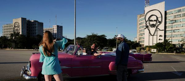 Tourists trickle back to Havana and other Cuban cities Tourists trickle back to Havana and other Cuban cities - Sputnik International