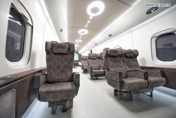 Photos: China Rolls Out ‘Super Bullet Maglev Train’ That Uses New High-Temperature Superconductor Photos: China Rolls Out ‘Super Bullet Maglev Train’ That Uses New High-Temperature Superconductor - Sputnik International