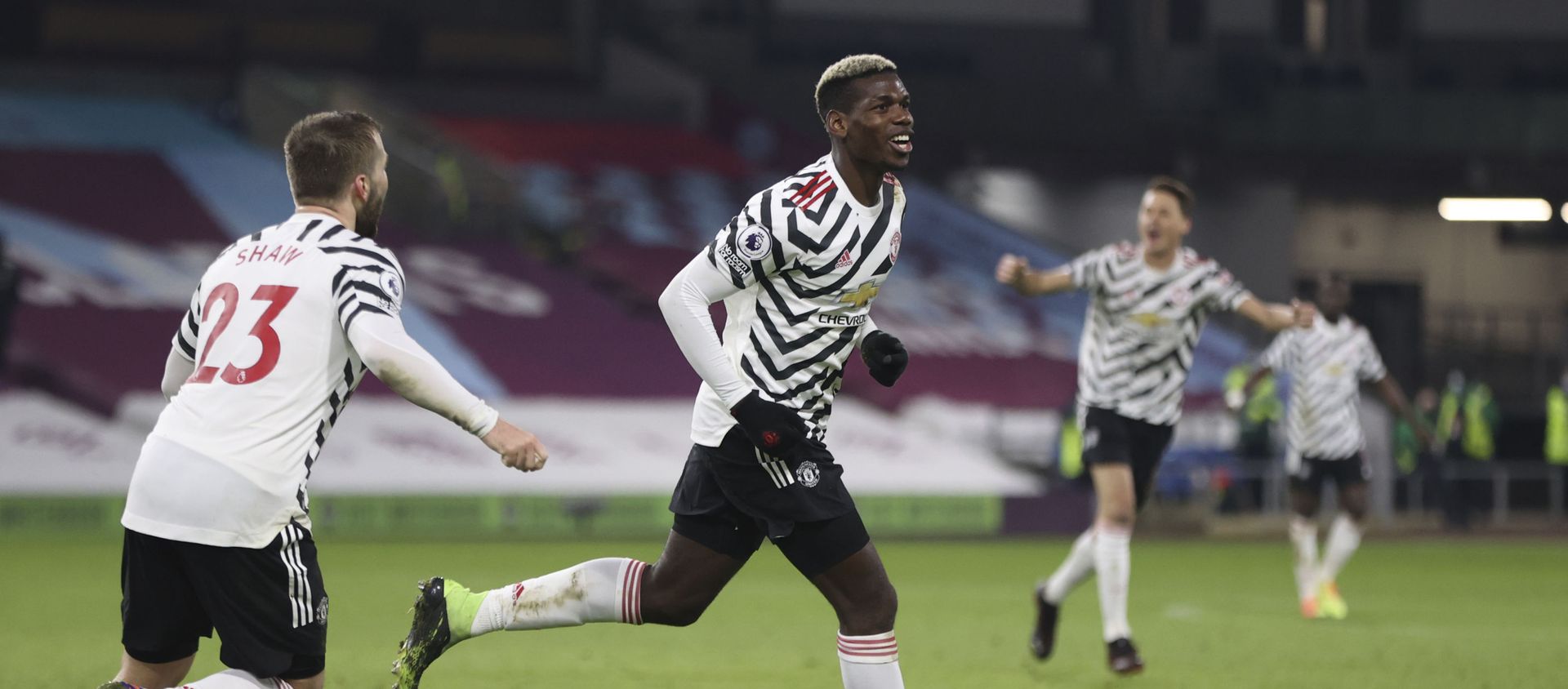 Paul Pogba wheels away after scoring for Manchester United against Burnley on 12 January 2021. Paul Pogba wheels away after scoring for Manchester United against Burnley on 12 January 2021. - Sputnik International, 1920, 09.04.2021