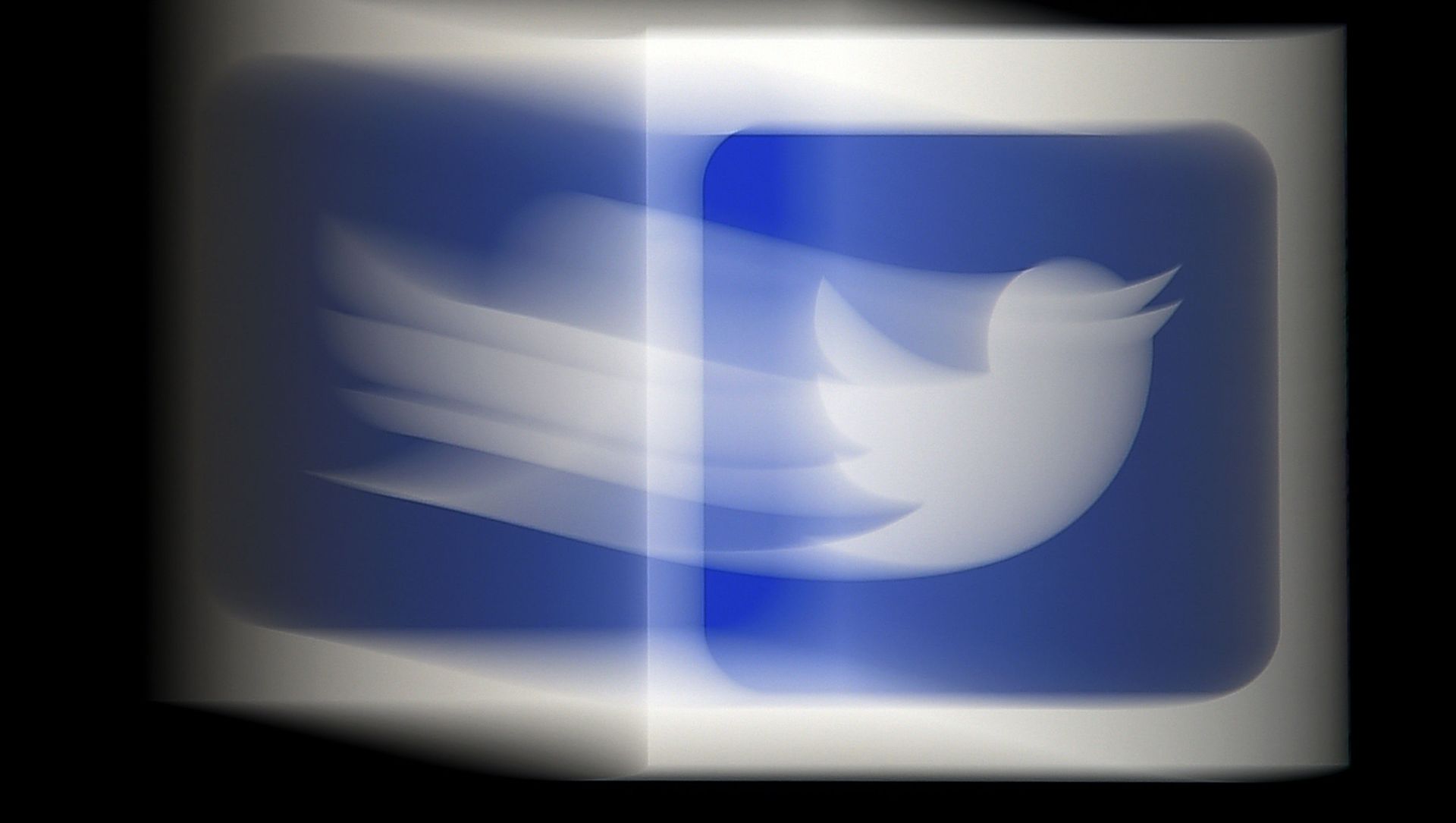 In this file photo taken on August 10, 2020 a photo illustration, a Twitter logo is displayed on a mobile phone in Arlington, Virginia In this file photo taken on August 10, 2020 a photo illustration, a Twitter logo is displayed on a mobile phone in Arlington, Virginia - Sputnik International, 1920, 10.02.2021