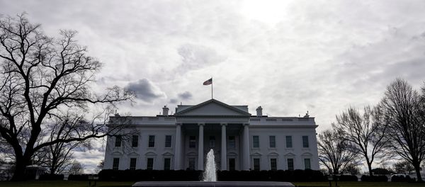 Clouds pass over the White House as preparations for the inauguration of President-elect Joe Biden continue in Washington, U.S., January 18, 2021. - Sputnik International
