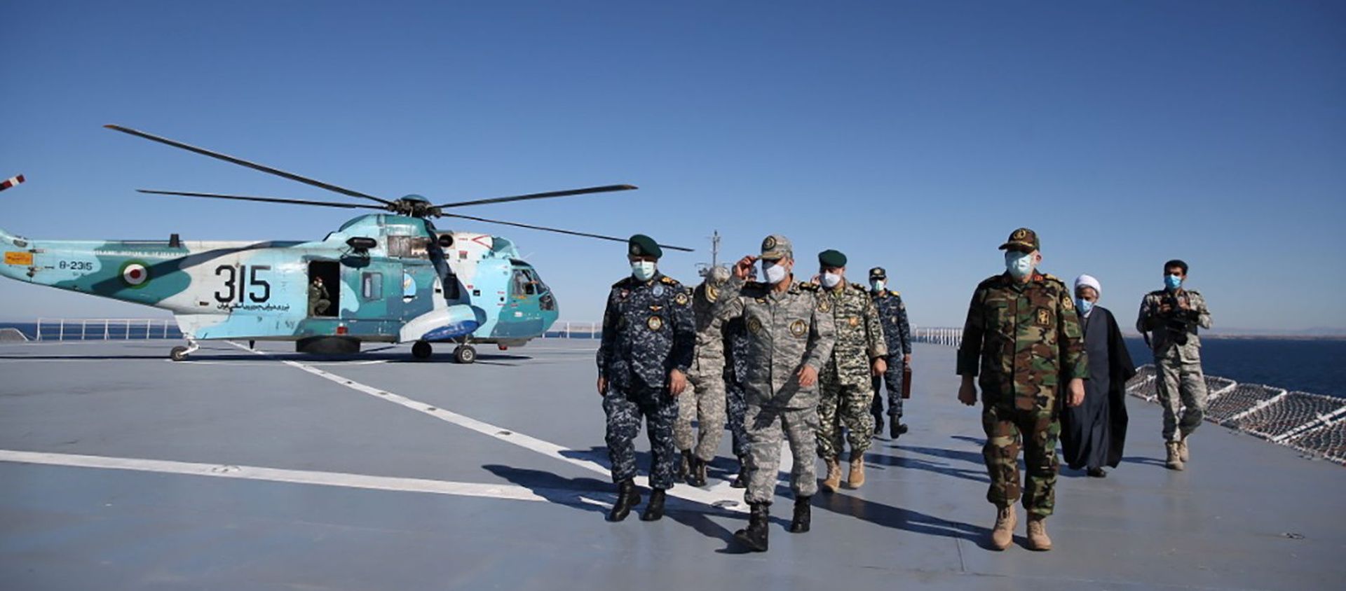 Iran's military exercise in the Gulf of Oman Iran's military exercise in the Gulf of Oman - Sputnik International, 1920, 18.01.2021