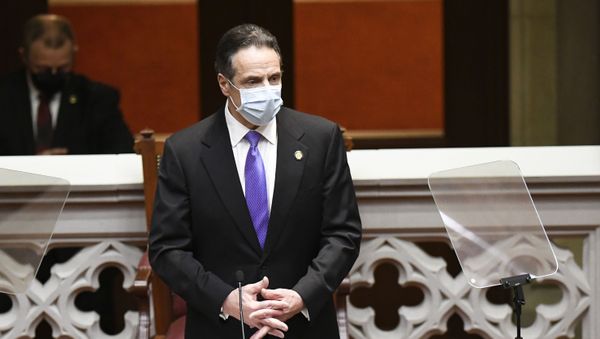 New York Governor Andrew Cuomo speaks to members of New York state's Electoral College before voting for President and Vice President in the Assembly Chamber at the state Capitol in Albany, New York on December 14, 2020.  - Sputnik International