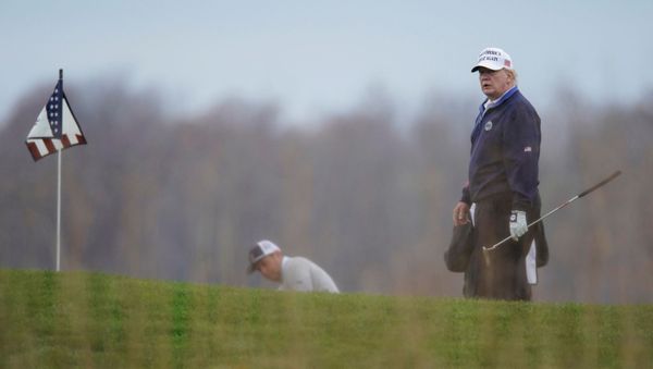 U.S. President Donald Trump plays golf at the Trump National Golf Club in Sterling, Virginia, U.S., November 15, 2020 - Sputnik International