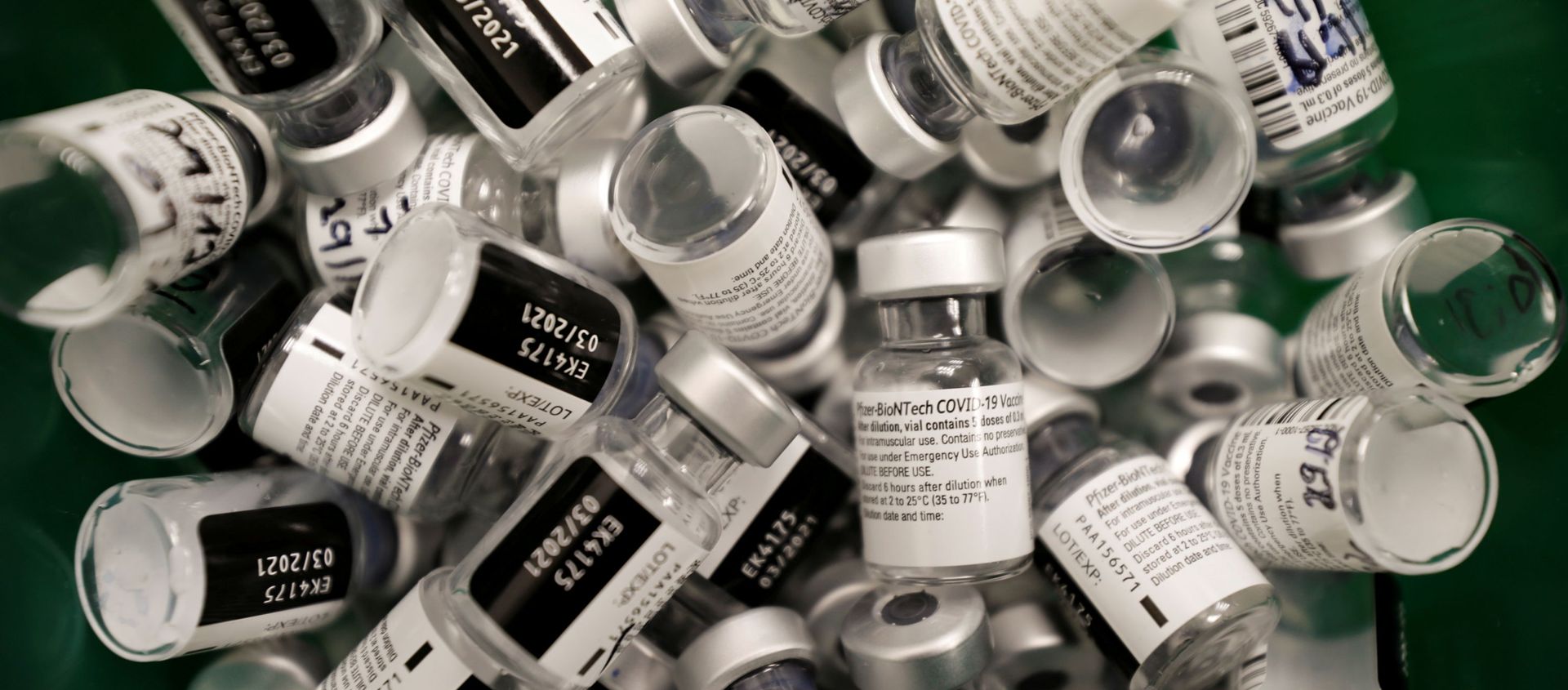 FILE PHOTO: Discarded vials of vaccinations against the coronavirus disease (COVID-19) are seen as Israel continues its national vaccination drive, during a third national COVID lockdown, at a Maccabi Healthcare Services branch in Ashdod, Israel December 29, 2020.  - Sputnik International, 1920, 22.01.2021