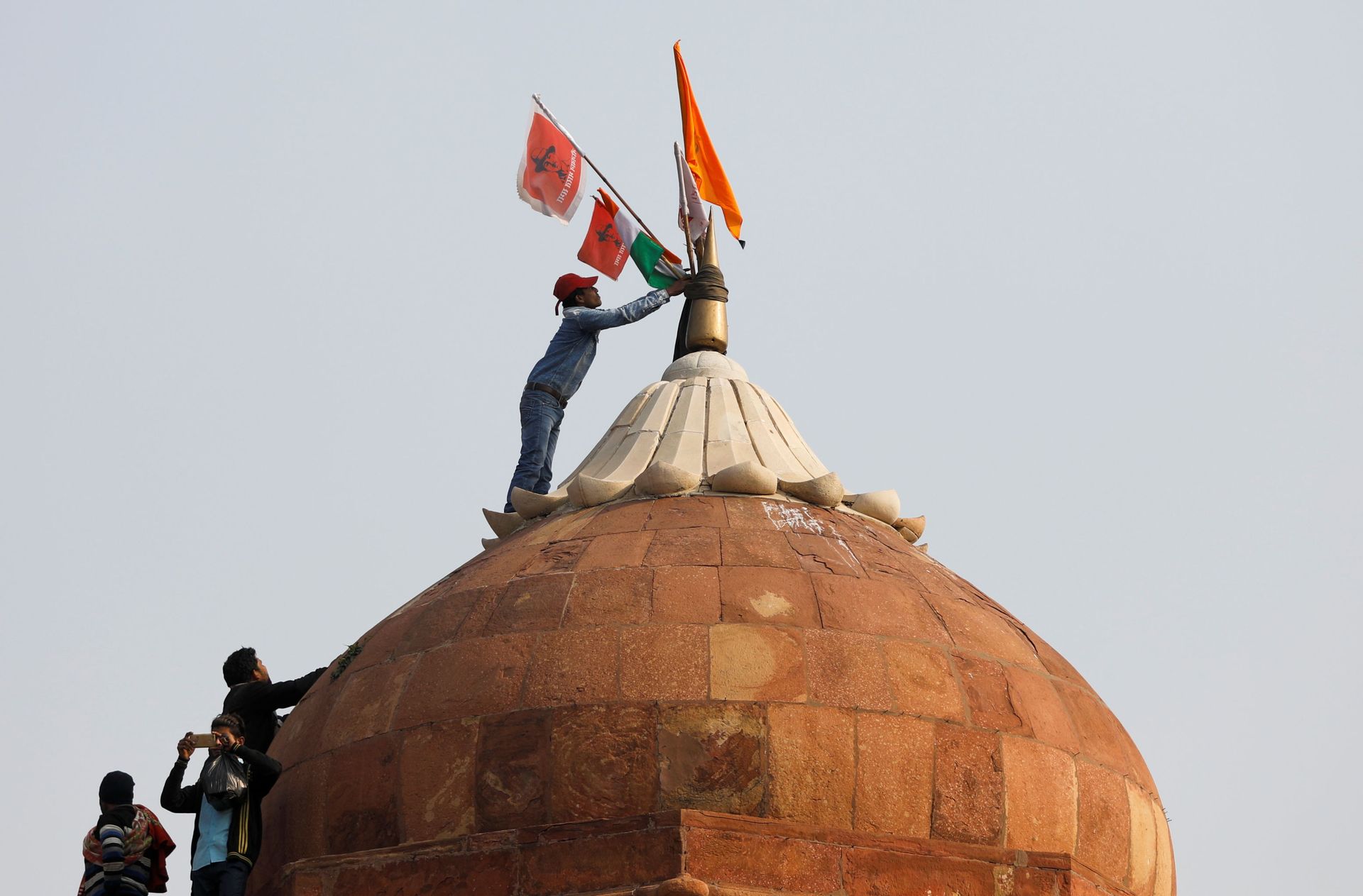 Delhi Police Arrest Actor Deep Sidhu Involved in Republic Day Violence at Iconic Red Fort - Sputnik International, 1920, 09.02.2021