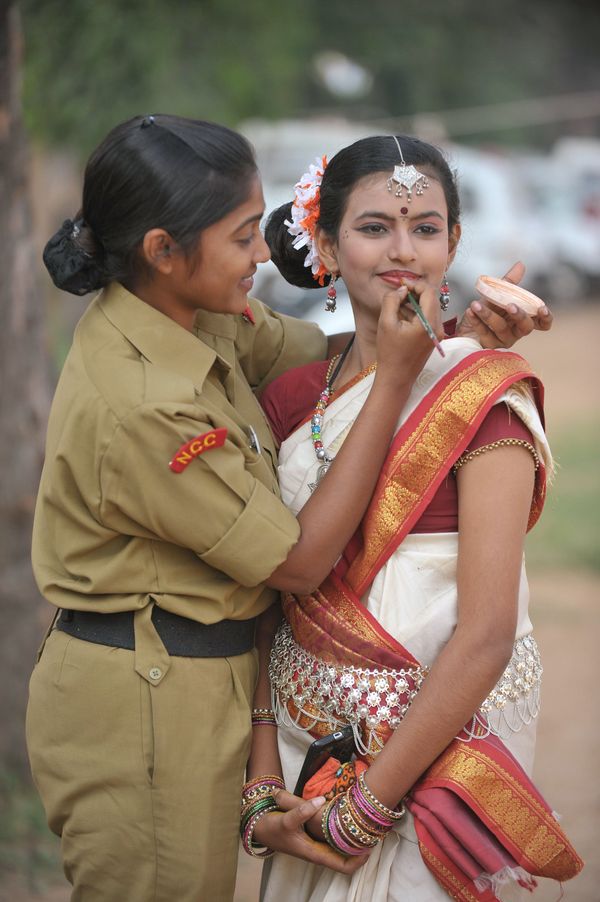 Beauty on Duty: Female Soldiers Standing Guard for Their Homeland - Sputnik International
