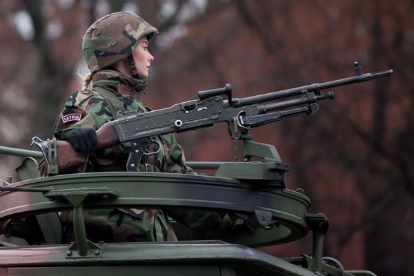 Beauty on Duty: Female Soldiers Standing Guard for Their Homeland - Sputnik International