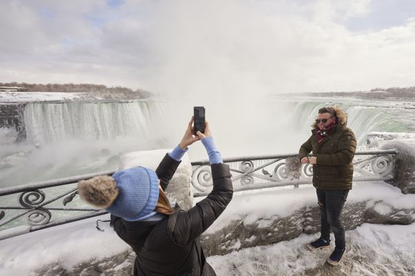 When Steam Turns to Ice: Niagara Falls in Winter When Steam Turns to Ice: Niagara Falls in Winter - Sputnik International