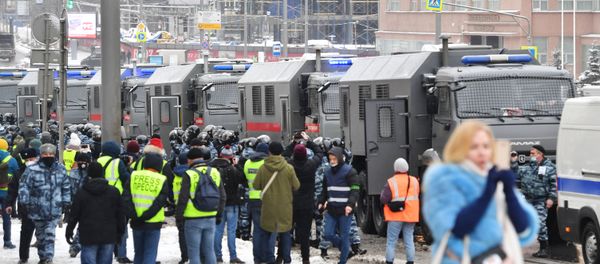 Riot police are on alert ahead of an unauthorised rally in Moscow, 31 January 2021 Riot police are on alert ahead of an unauthorised rally in Moscow, 31 January 2021 - Sputnik International