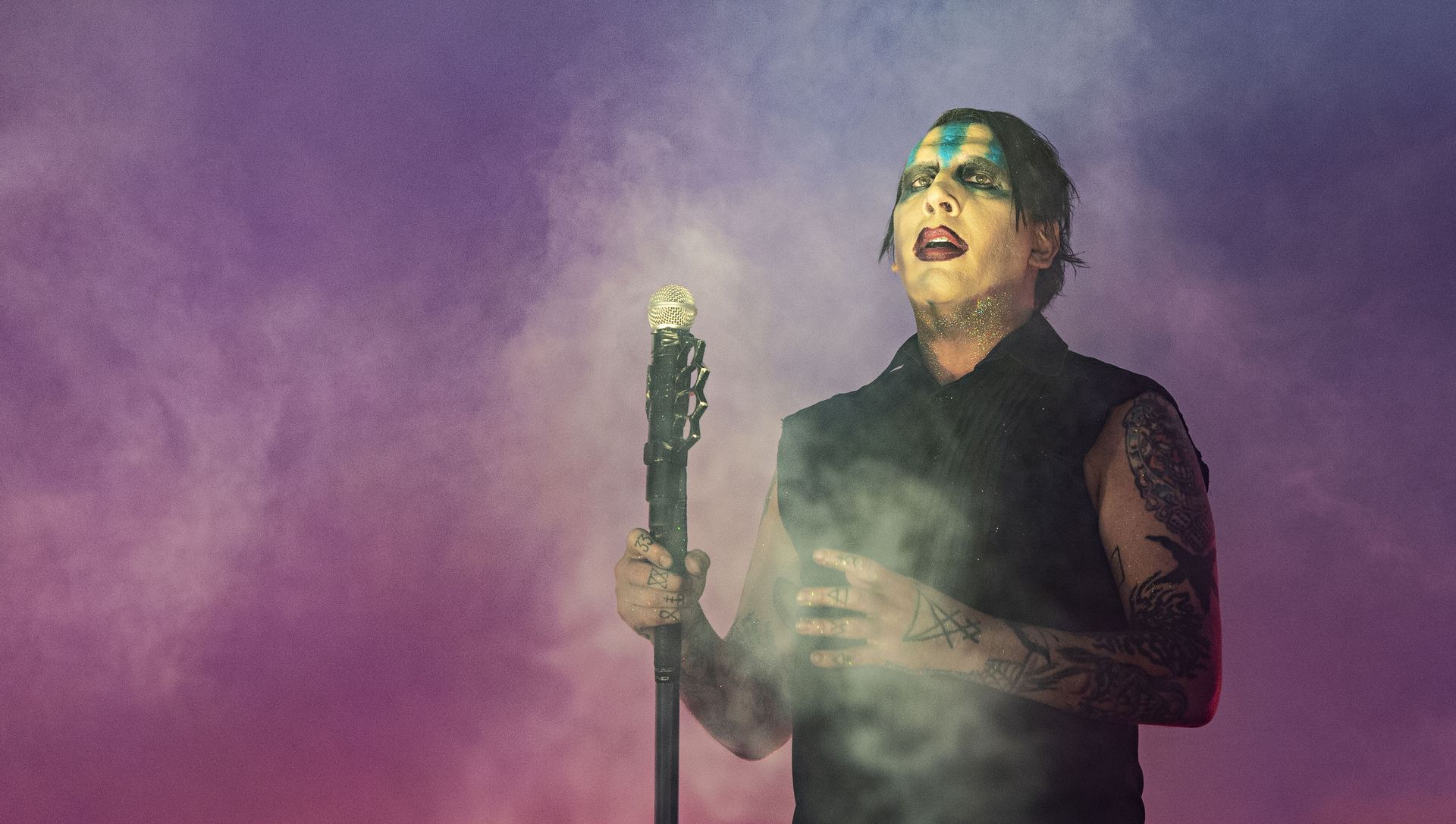 Marilyn Manson performs during Louder Than Life at Highland Festival Grounds at KY Expo Center on Sunday, Sept. 29, 2019, in Louisville, Ky. Marilyn Manson performs during Louder Than Life at Highland Festival Grounds at KY Expo Center on Sunday, Sept. 29, 2019, in Louisville, Ky. - Sputnik International, 1920, 02.02.2021