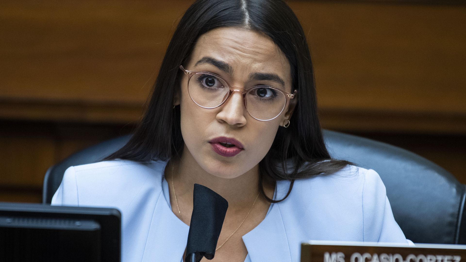 Rep. Alexandria Ocasio-Cortez, D-N.Y., questions Postmaster General Louis DeJoy during a House Oversight and Reform Committee hearing on the Postal Service on Capitol Hill, Monday, Aug. 24, 2020 - Sputnik International, 1920, 09.07.2021