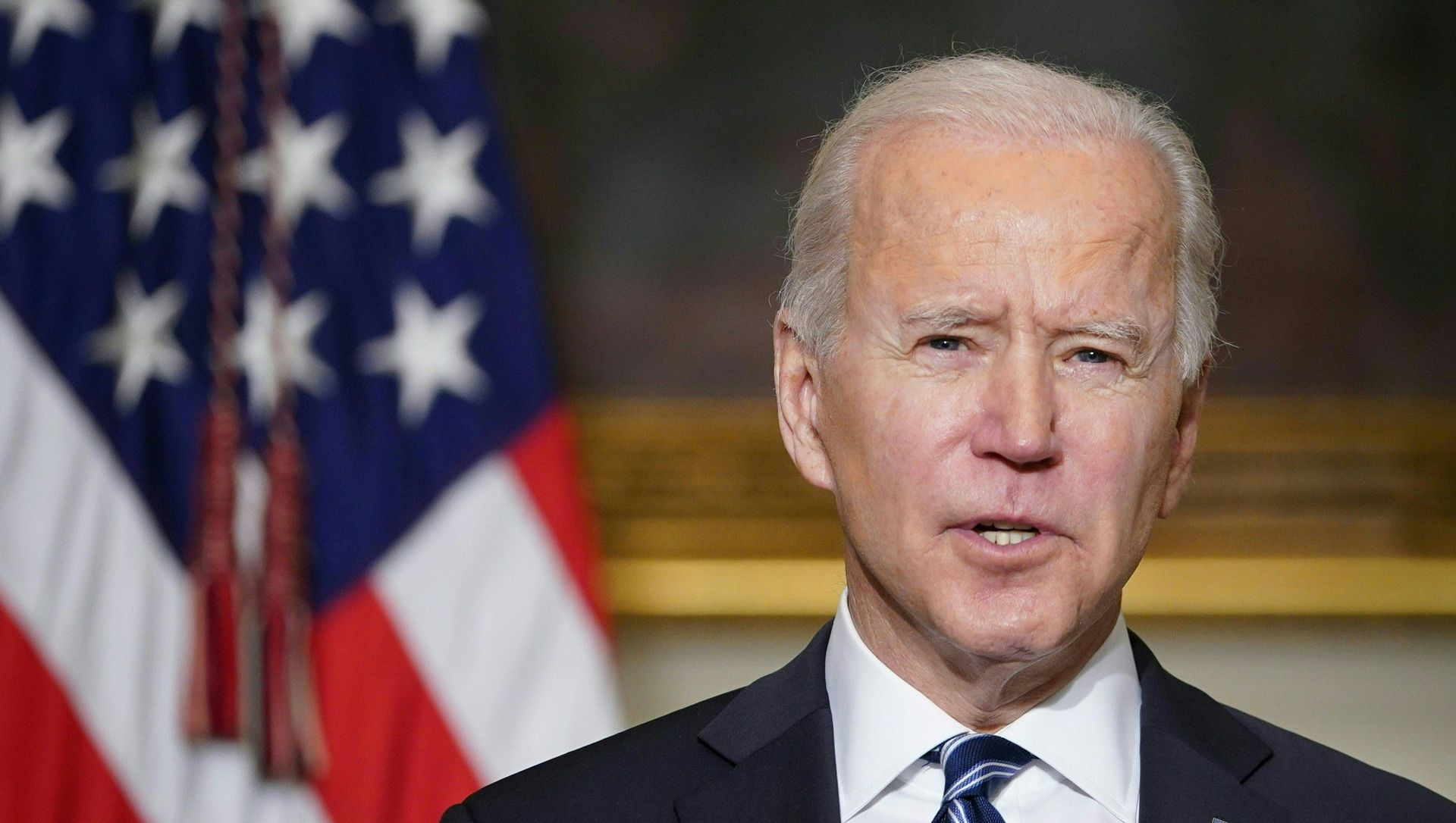 US President Joe Biden speaks on climate change, creating jobs, and restoring scientific integrity before signing executive orders in the State Dining Room of the White House in Washington, DC on January 27, 2021. US President Joe Biden speaks on climate change, creating jobs, and restoring scientific integrity before signing executive orders in the State Dining Room of the White House in Washington, DC on January 27, 2021. - Sputnik International, 1920, 04.02.2021