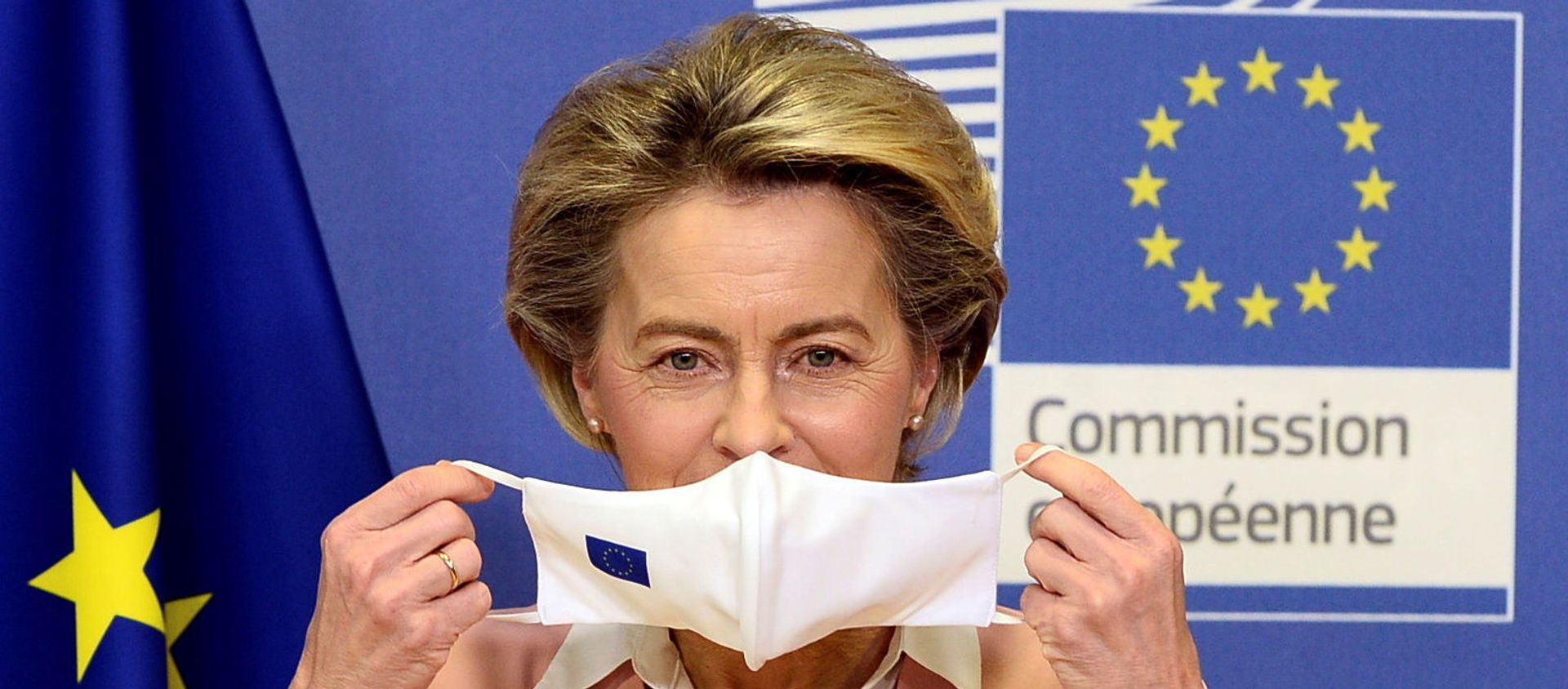 FILE PHOTO: European Commission President Von Der Leyen meets Moldova's President Sandu in Brussels FILE PHOTO: European Commission President Von Der Leyen meets Moldova's President Sandu in Brussels - Sputnik International, 1920, 05.02.2021