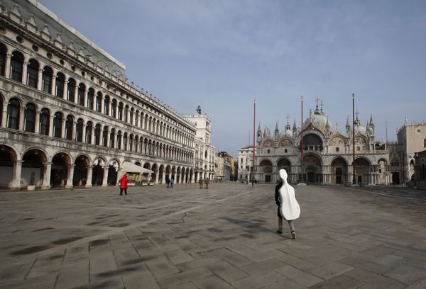Empty Spaces and Abandoned Places: Venice Deserted as Traditional Carnival Held Without Tourists - Sputnik International