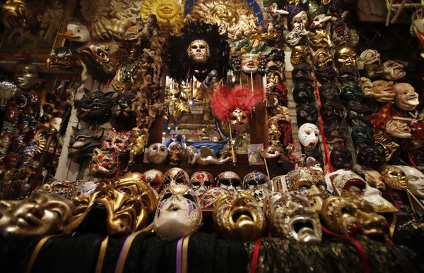 Empty Spaces and Abandoned Places: Venice Deserted as Traditional Carnival Held Without Tourists - Sputnik International