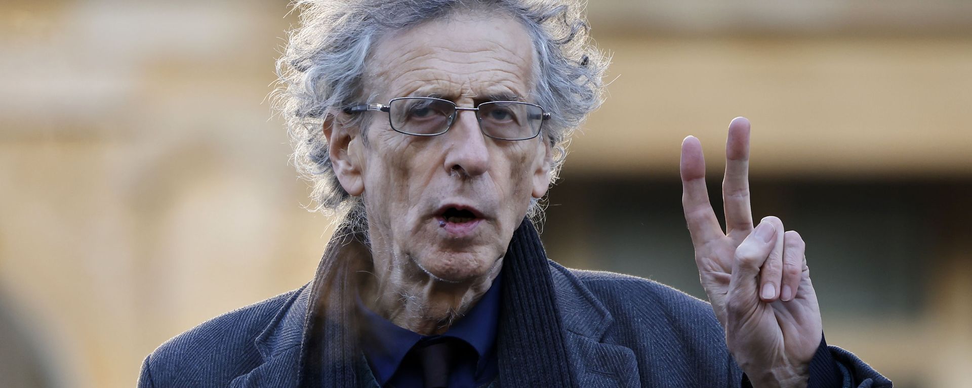 Piers Corbyn, brother of Jeremy Corbyn, the former leader of Britain's opposition Labour party, arrives at Westminster Magistrates court in central London on November 27, 2020. - Piers is accused of attending anti-lockdown and anti vaccine protests at Hyde Park during the first coronavirus COVID-19 lockdown period. (Photo by Tolga Akmen / AFP) Piers Corbyn, brother of Jeremy Corbyn, the former leader of Britain's opposition Labour party, arrives at Westminster Magistrates court in central London on November 27, 2020. - Piers is accused of attending anti-lockdown and anti vaccine protests at Hyde Park during the first coronavirus COVID-19 lockdown period. (Photo by Tolga Akmen / AFP) - Sputnik International, 1920, 05.02.2021
