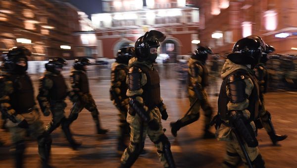 Law enforcement forces seen ahead of an unauthorised rally in Moscow - Sputnik International