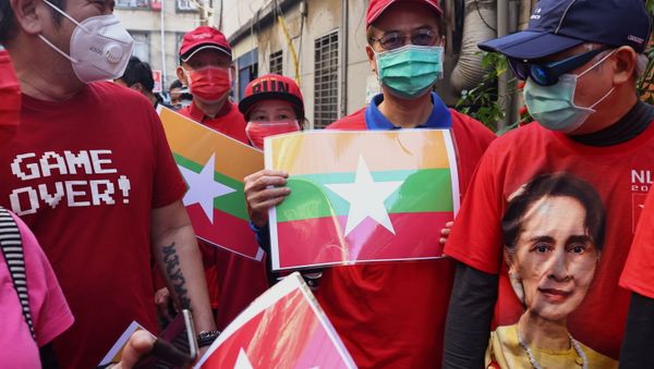 Members of the Burmese community in Taipei protest against the Myanmar military coup in Little Burma, home to many of Taiwan's Burmese immigrants, in Taipei, Taiwan,6  February 2021. REUTERS/Ann Wang - Sputnik International