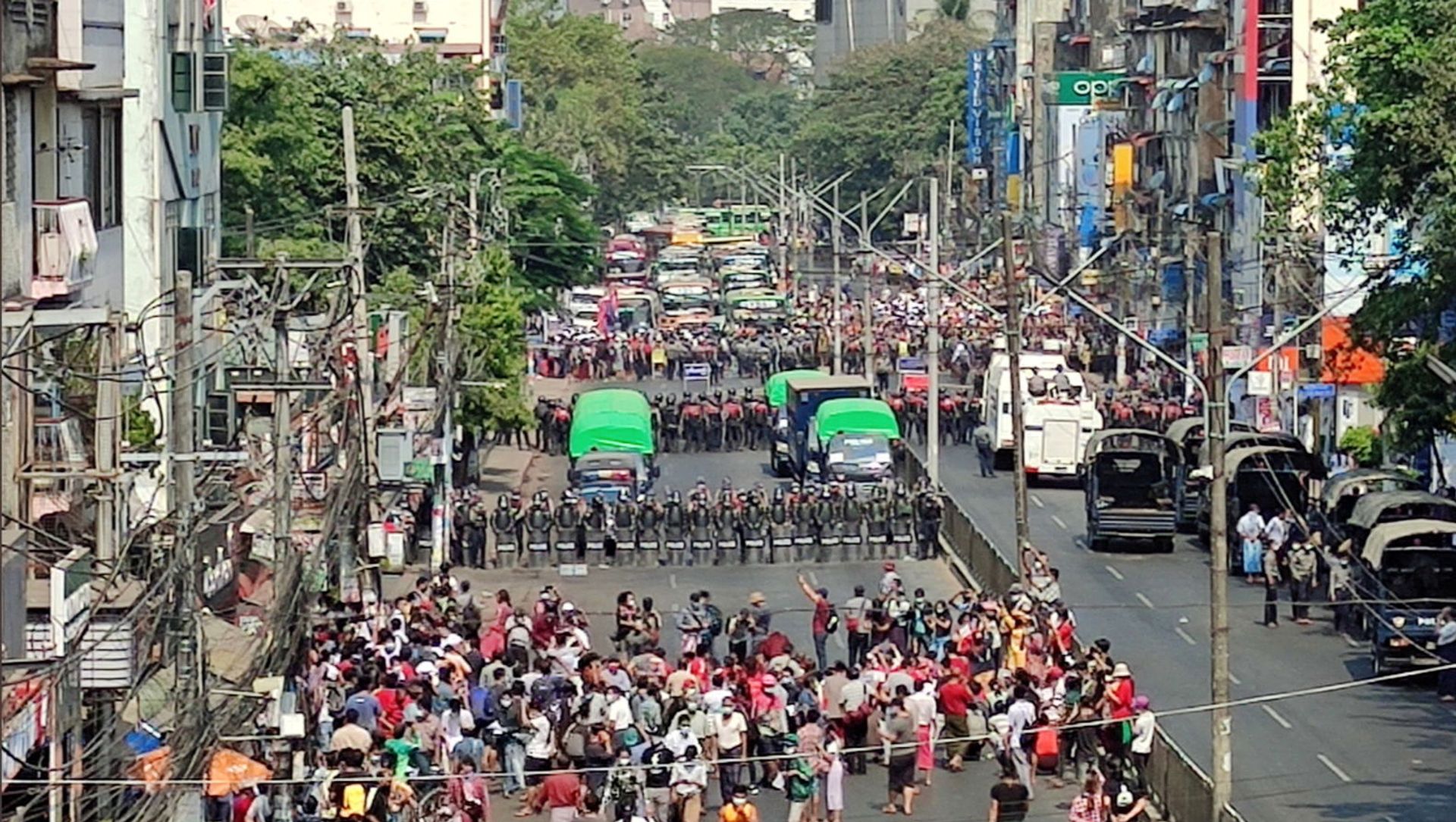 General view of a demonstration against the military coup in Yangon, Myanmar, 6 February 2021. Myanmar Now/Handout via REUTERS General view of a demonstration against the military coup in Yangon, Myanmar, 6 February 2021. Myanmar Now/Handout via REUTERS - Sputnik International, 1920, 08.02.2021