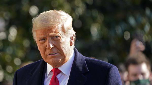 President Donald Trump walks to board Marine One on the South Lawn of the White House, Tuesday, 12 January 2021, in Washington. - Sputnik International