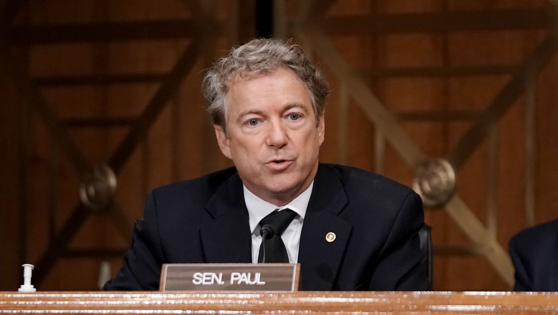 Sen. Rand Paul (R-KY) asks questions during a Senate Homeland Security and Governmental Affairs Committee hearing to discuss election security and the 2020 election process on December 16, 2020 in Washington, DC. Sen. Rand Paul (R-KY) asks questions during a Senate Homeland Security and Governmental Affairs Committee hearing to discuss election security and the 2020 election process on December 16, 2020 in Washington, DC. - Sputnik International, 1920, 08.02.2021