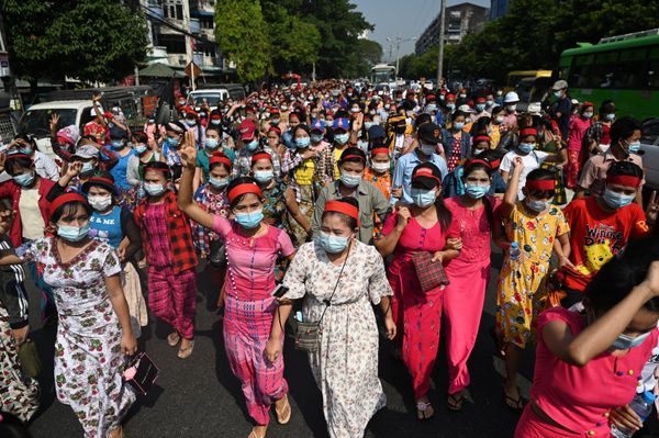 Thousands Rally Against Military Coup in Myanmar Thousands Rally Against Military Coup in Myanmar - Sputnik International