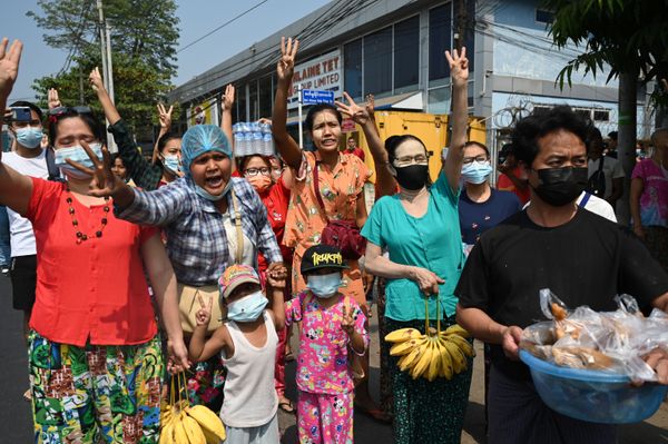 Thousands Rally Against Military Coup in Myanmar Thousands Rally Against Military Coup in Myanmar - Sputnik International