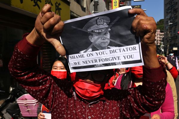 Thousands Rally Against Military Coup in Myanmar Thousands Rally Against Military Coup in Myanmar - Sputnik International