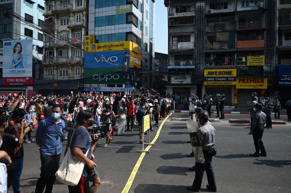 Thousands Rally Against Military Coup in Myanmar Thousands Rally Against Military Coup in Myanmar - Sputnik International