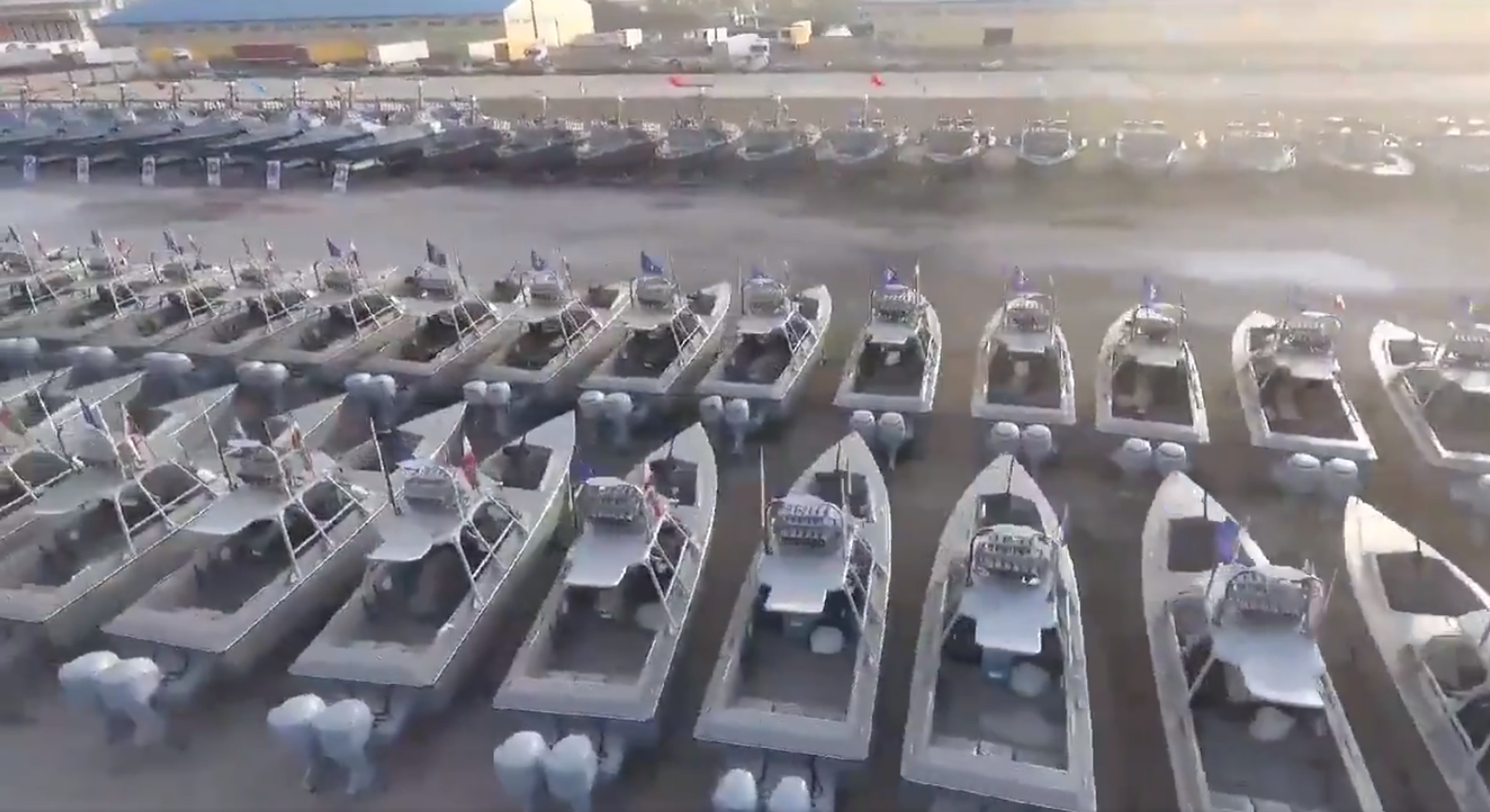 Armada of speedboats delivered to the IRGC Navy on 8 February, 2021. - Sputnik International, 1920, 07.09.2021