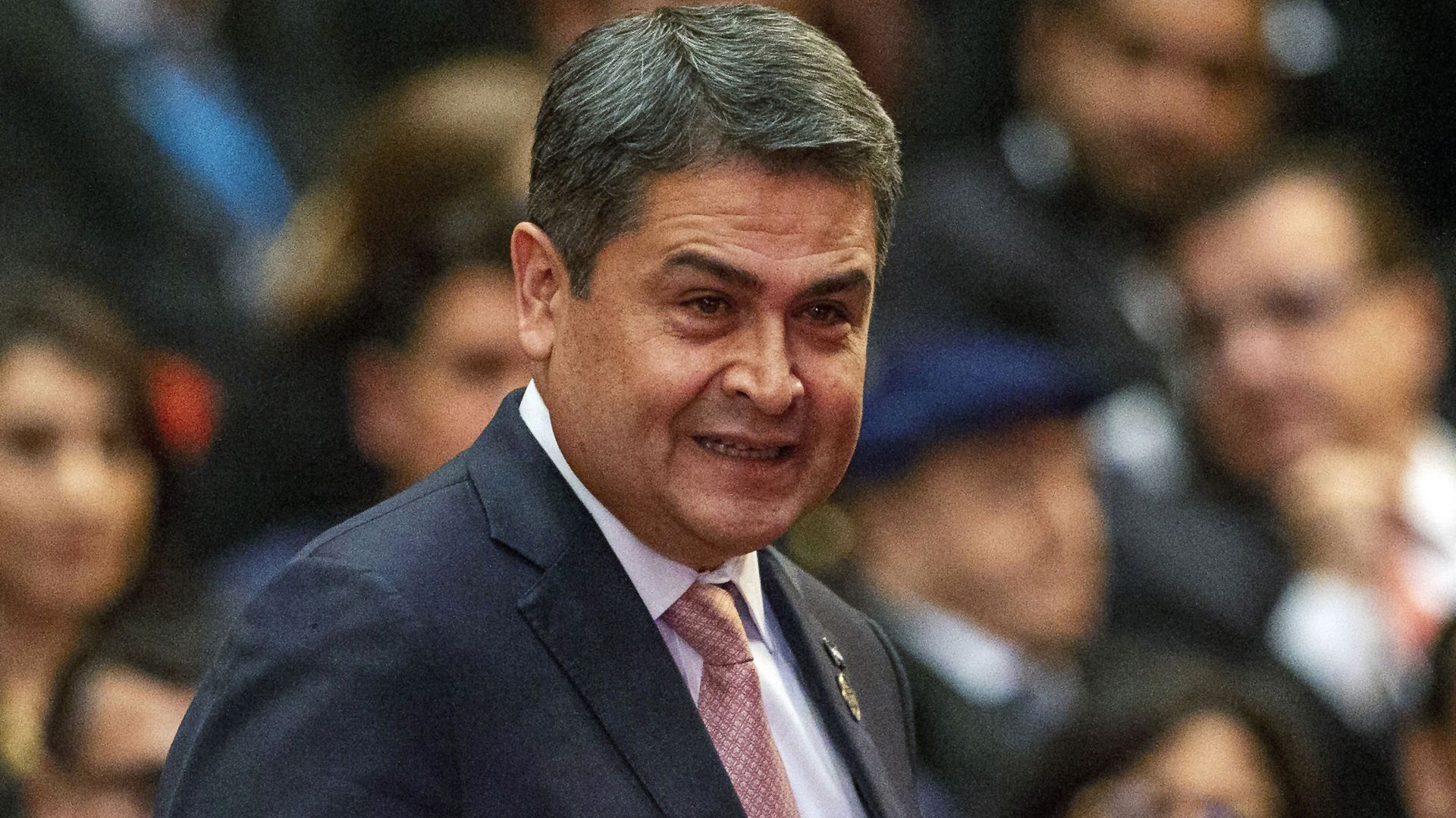 FILE - In this Jan. 14, 2020, file photo, Honduras' President Juan Orlando Hernandez arrives for the swearing-in ceremony for Guatemala's new President Alejandro Giammattei at the National Theater in Guatemala City. The Honduras president announced in June that he had tested positive, along with two other people who worked closely with him. (AP Photo/Moises Castillo, File) FILE - In this Jan. 14, 2020, file photo, Honduras' President Juan Orlando Hernandez arrives for the swearing-in ceremony for Guatemala's new President Alejandro Giammattei at the National Theater in Guatemala City. The Honduras president announced in June that he had tested positive, along with two other people who worked closely with him. (AP Photo/Moises Castillo, File) - Sputnik International, 1920, 21.04.2022