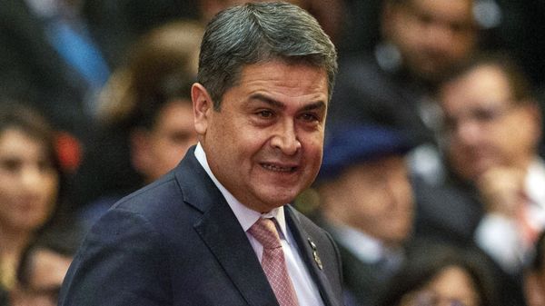 FILE - In this Jan. 14, 2020, file photo, Honduras' President Juan Orlando Hernandez arrives for the swearing-in ceremony for Guatemala's new President Alejandro Giammattei at the National Theater in Guatemala City. The Honduras president announced in June that he had tested positive, along with two other people who worked closely with him. (AP Photo/Moises Castillo, File) - Sputnik International
